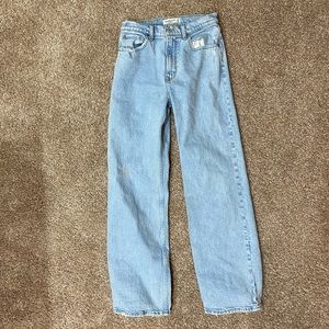Abercrombie & Fitch The ‘90s Relaxed Jean High Rise size 28